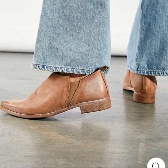 FREE PEOPLE Brixton Ankle Boot Size 39 - Picture 2 of 9
